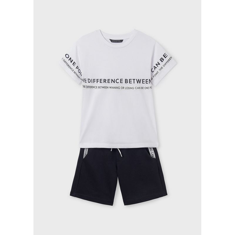 Біло-чорний комплект: футболка та шорти для хлопчика