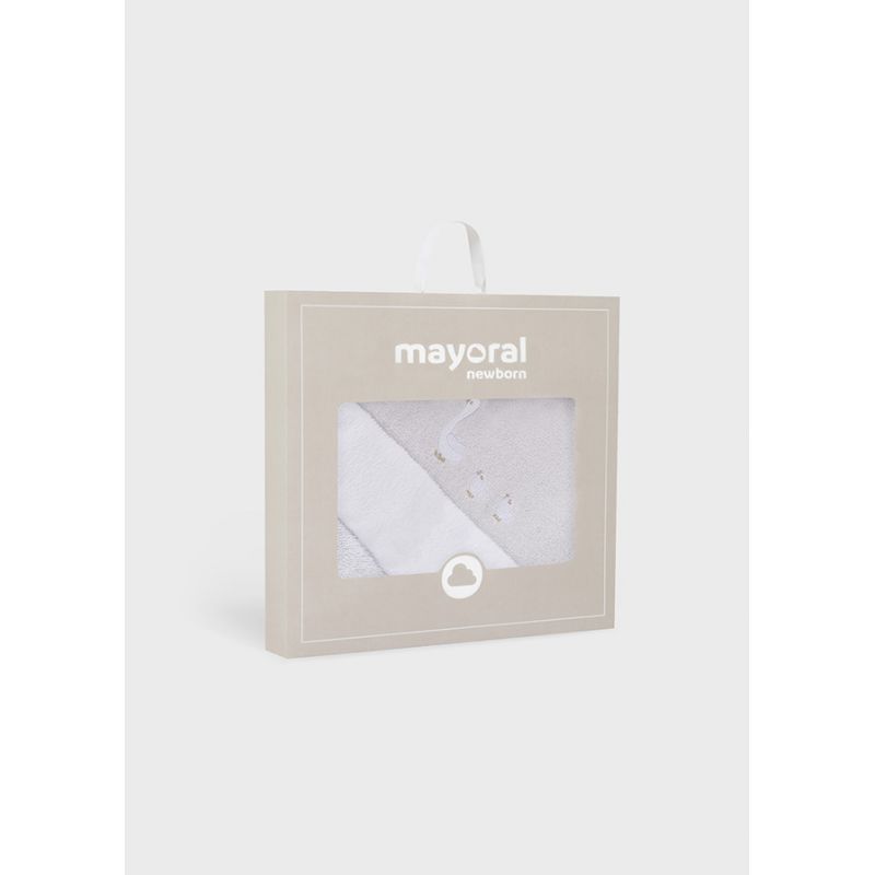 Рушник з куточком для новонародженої дівчинки