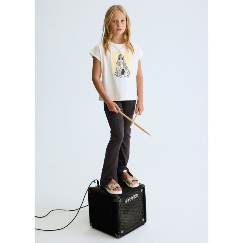 Футболка айворі з малюнком для дівчинки