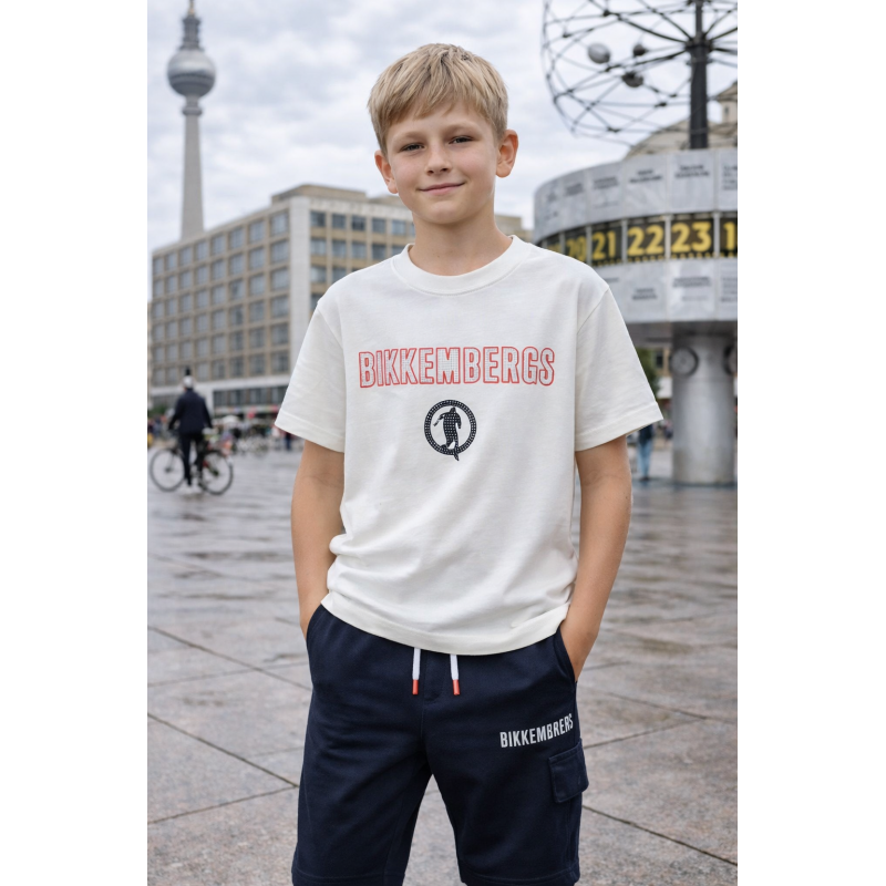 Біла футболка з лого для хлопчика